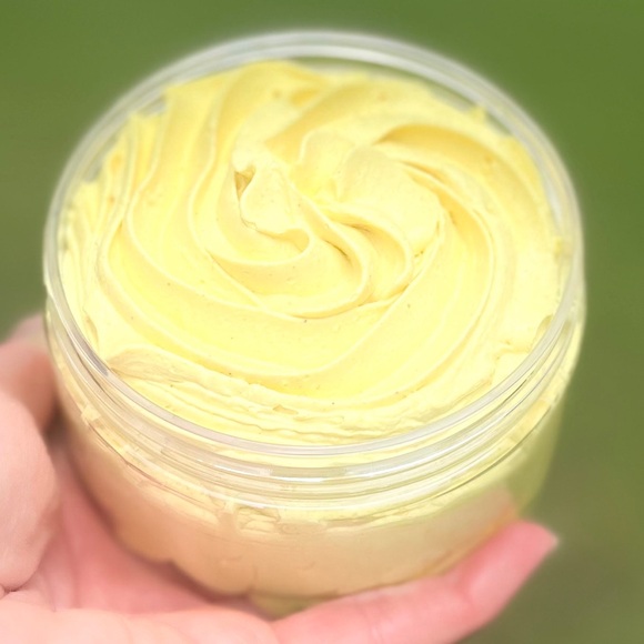 SKIN LOOKS Turmeric GLOW ON - Whipped Soap Sugar Scrub Face/Body Handcrafted - Picture 3 of 3